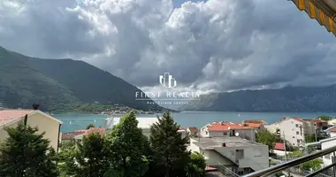 Wohnung 3 zimmer in Dobrota, Montenegro