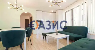 Квартира 4 комнаты в Святой Влас, Болгария
