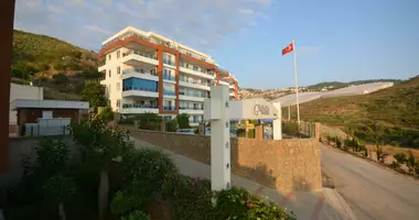 Bliźniak 6 pokojów w Kargicak, Turcja