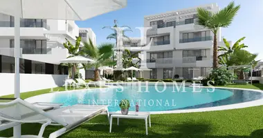 Mieszkanie 4 pokoi w Los Alcazares, Hiszpania