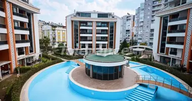 4 bedroom apartment in Konyaalti, Turkey