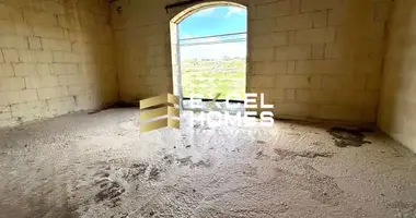 Dom 4 pokoi w Birzebbuga, Malta