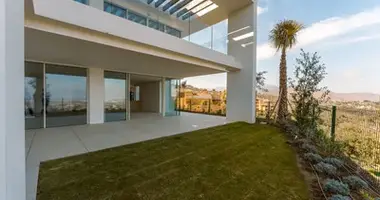 Mieszkanie 3 pokoi w Marbella, Hiszpania