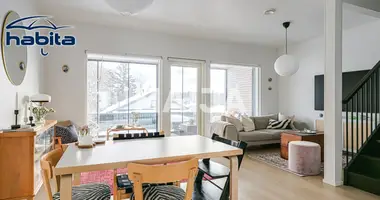 Wohnung 4 zimmer in Verwaltungsgemeinschaft Helsinki, Finnland