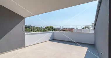 Apartamento 4 habitaciones en Roviño, Croacia