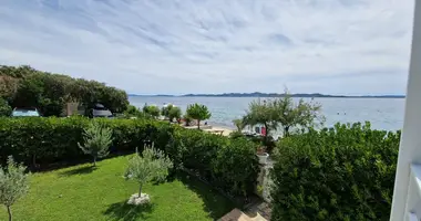 Mieszkanie 2 pokoi w Opcina Dezanovac, Chorwacja