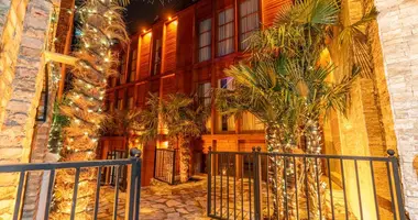 Отель 500 м² в Тбилиси, Грузия