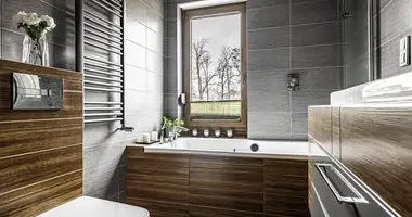 4 room apartment in Komorniki, Poland