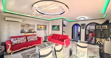Villa Villa de 4 habitaciones en Kargicak, Turquía