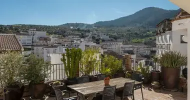 2 bedroom house in San Pedro Alcantara, Spain