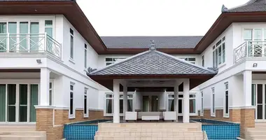 4 bedroom house in Pattaya City, Thailand