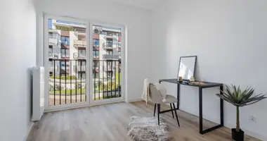 Квартира 3 комнаты в Варшава, Польша