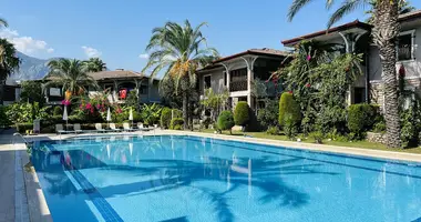 Dúplex 4 habitaciones en Kemer, Turquía