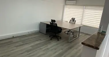 Офис 220 м² в район Лимасол, Кипр
