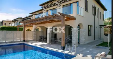 3 bedroom apartment in Kouklia, Cyprus