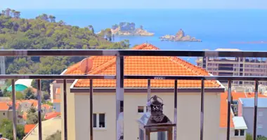 Квартира в Петровац, Черногория