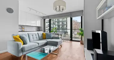 Квартира 2 комнаты в Варшава, Польша