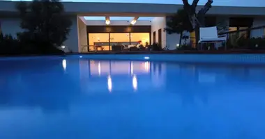 5 bedroom apartment in Nicosia, Cyprus