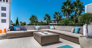 Villa in Abadin, Spanien