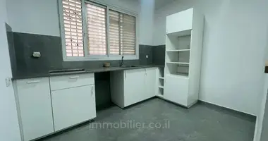 Квартира 3 комнаты в Нетания, Израиль