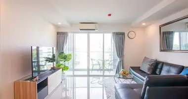 Кондо в Банг Саре, Таиланд