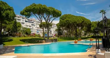 Apartamento 4 habitaciones en Marbella, Španjolska