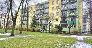 Квартира 2 комнаты в Лодзь, Польша