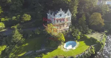 Villa 6 Zimmer in Sopravilla, Italien