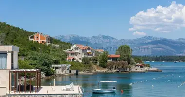 Villa in Krasici, Montenegro