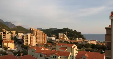 Квартира 2 спальни в Петровац, Черногория