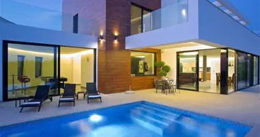 Villa 5 bedrooms in Grad Porec, Croatia