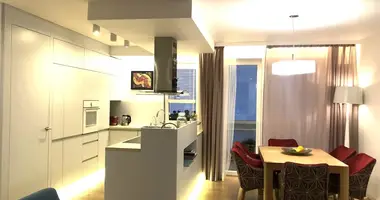 Квартира 4 комнаты в Варшава, Польша