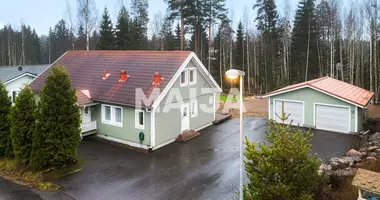 Casa 7 habitaciones en Askola, Finlandia