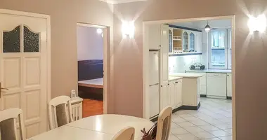 Wohnung 4 zimmer in Petrikau, Polen