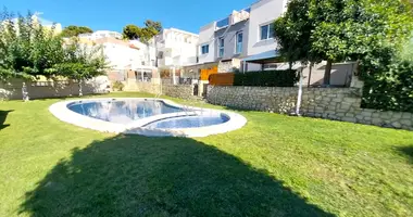 Reihenhaus in lAlfas del Pi, Spanien