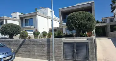 Dom 4 pokoi w Chloraka, Cypr