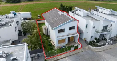 3 bedroom house in Latsia, Cyprus