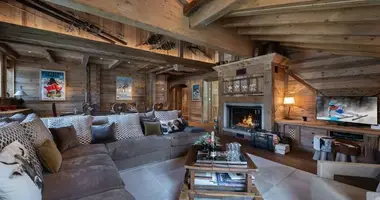 Chalet 5 bedrooms in Courchevel, France