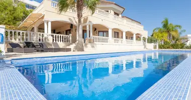 Villa 5 bedrooms in Greece