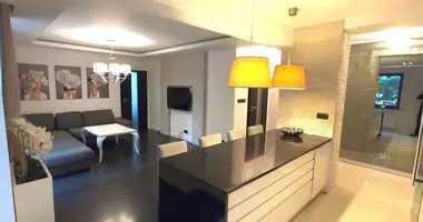 Appartement 3 chambres dans Voïvodie de Mazovie, Pologne