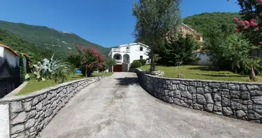 Villa 4 bedrooms in Tivat, Montenegro
