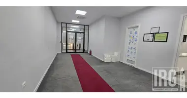 Büro 404 m² in Tirana, Albanien