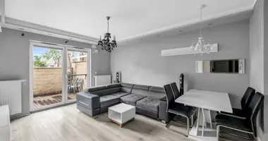 Wohnung 3 zimmer in Warschau, Polen