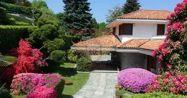 Villa 3 habitaciones en Stresa, Italia