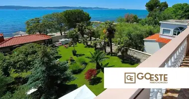 Apartment 10 rooms in Opcina Dezanovac, Croatia