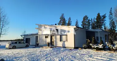 Haus 6 zimmer in Hyokannummi, Finnland