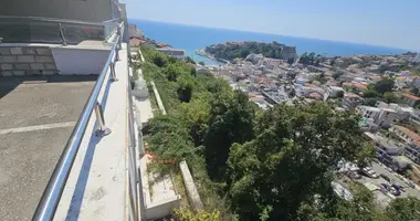 Квартира в Черногория