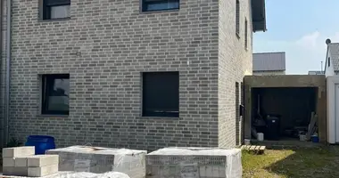 Haus 5 zimmer in Herzogenrath, Deutschland