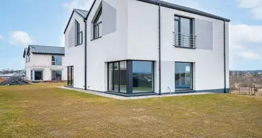 Дом в Вильнюс, Литва