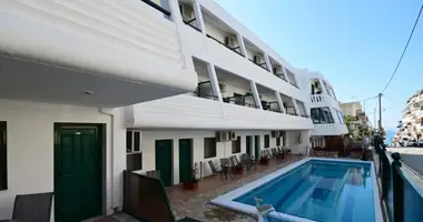 Hotel 1 100 m² in Nea Kallikrateia, Greece